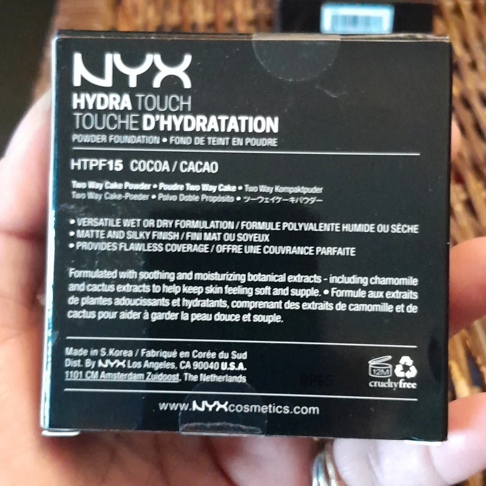 NYX HYDRO TOUCH COCOA HTPF15 2 Way Cake Powder Foundation